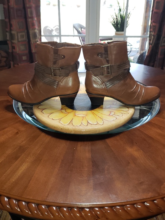 Earth Odyssey Shoes - 💘🖤EARTH ODYSSEY HEELED ANKLE BOOTS BOOTIES ALMOND LEATHER WITH BUCKLE 9.5/41